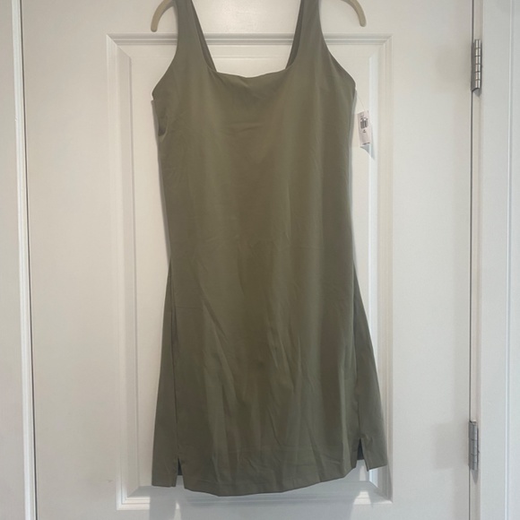Old Navy Exercise Dress - Picture 2 of 3